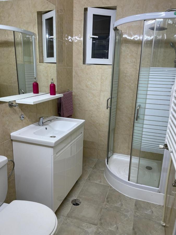 Escape Aparthotel Suceava Extérieur photo